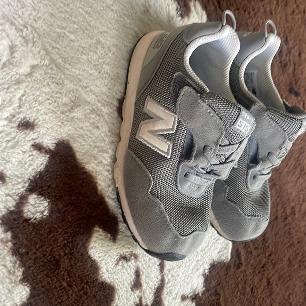 New Balance Gray Sneakers with Suede Mesh Upper